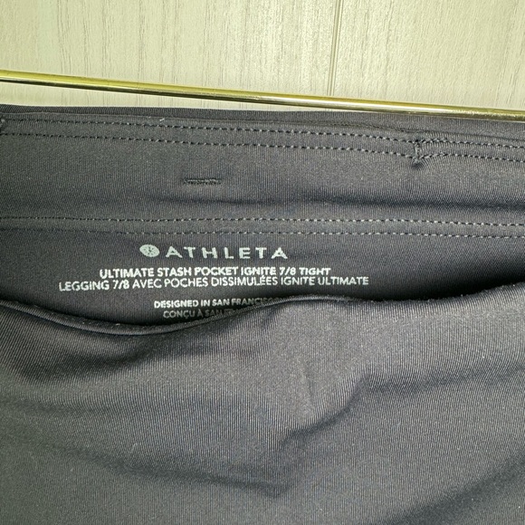 Athleta 7/8 stash tights - Picture 5 of 7